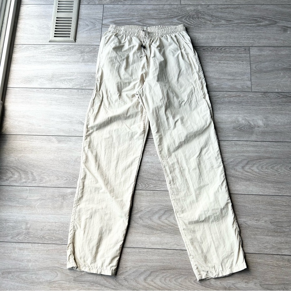 MEC Nylon Elastic Waist Straight Leg Tan Colour Outdoor Pants Made in Canada - Picture 2 of 16